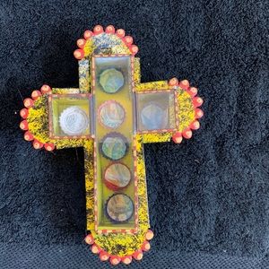 Tin cross shadow case